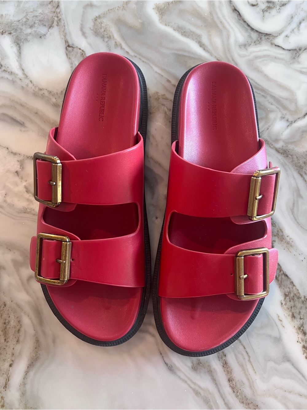 Banana Republic Red double strap Slip-On Sandals - Picture 4 of 5